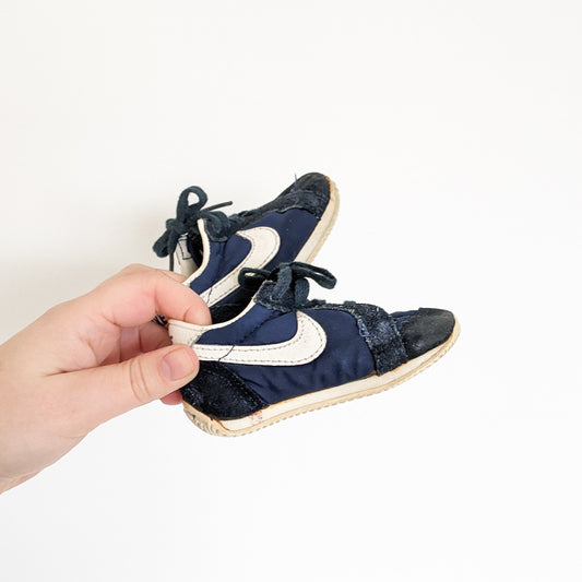 Vintage Nike Cortez Sneakers • Size 2