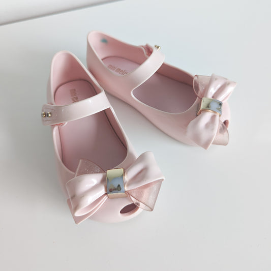 Mini Melissa Bow Shoes • Size 8